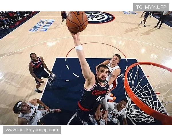 祖巴茨21+15苦撑内线！快船篮板线成最大隐患