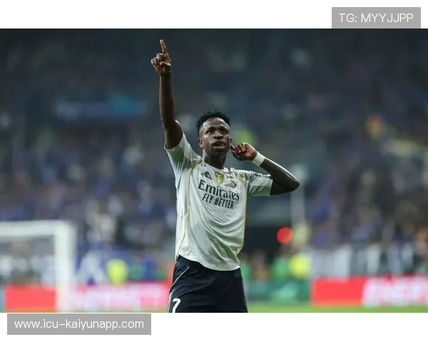 皇马继续力挺维尼