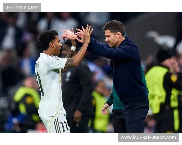 哈兰德膝盖遭重击：赛后被搀扶离场